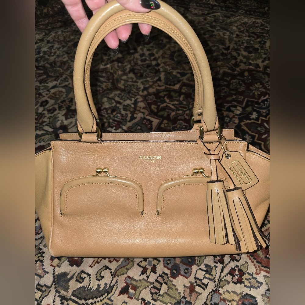 Coach Y2k Archive Double Kiss Lock Camel Tan Sachel. #21167